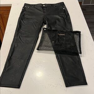 Tagoo Black Faux Leather Legging Pants